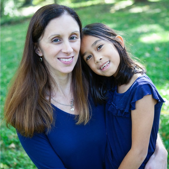 Meet your Posher, Kate - Picture 2 of 2